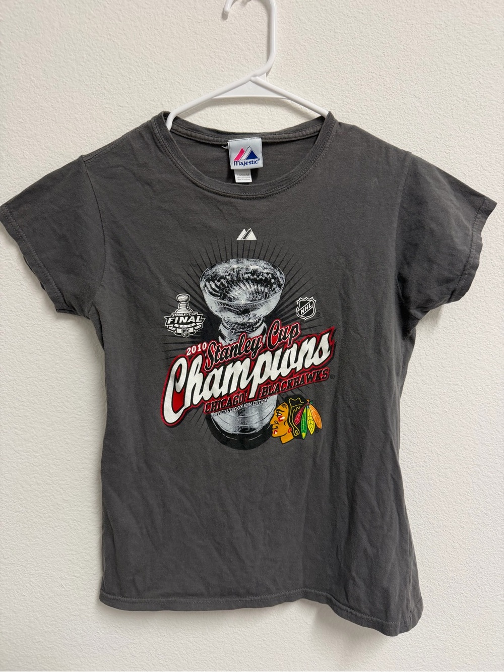 Majestic Gray Chicago Blackhawks Stanley Cup Champions Tee